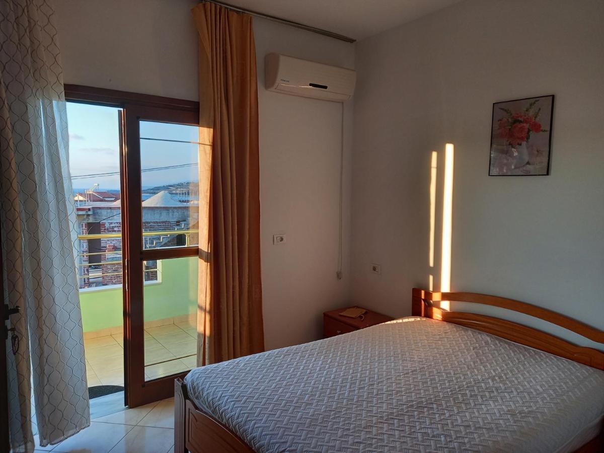 Jonny Guesthouse Ksamil Exterior foto