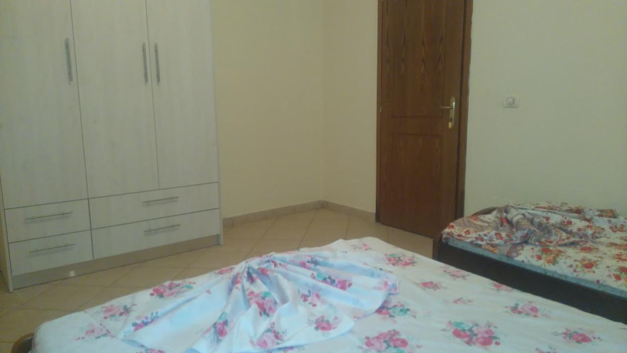 Jonny Guesthouse Ksamil Exterior foto