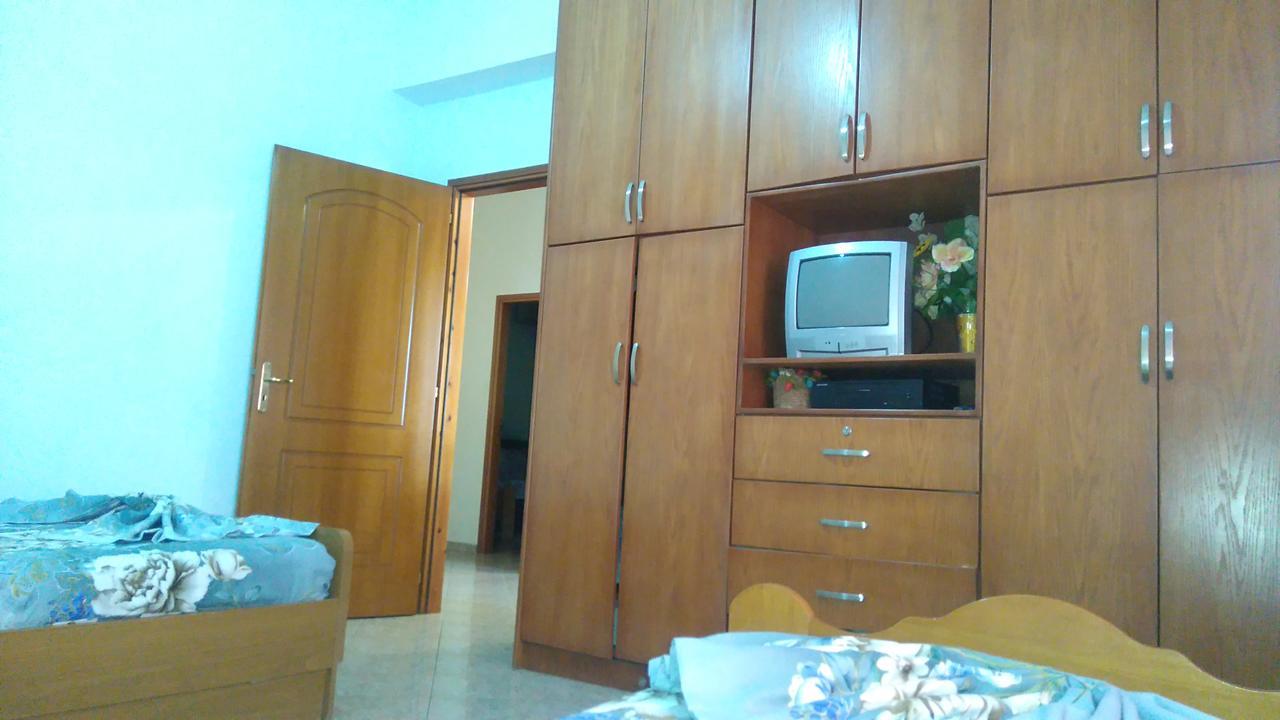 Jonny Guesthouse Ksamil Exterior foto