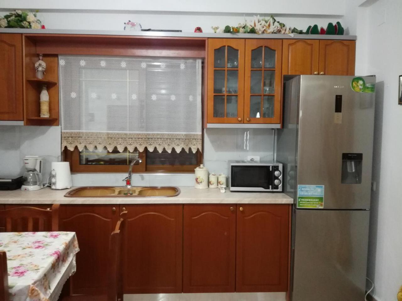 Jonny Guesthouse Ksamil Exterior foto