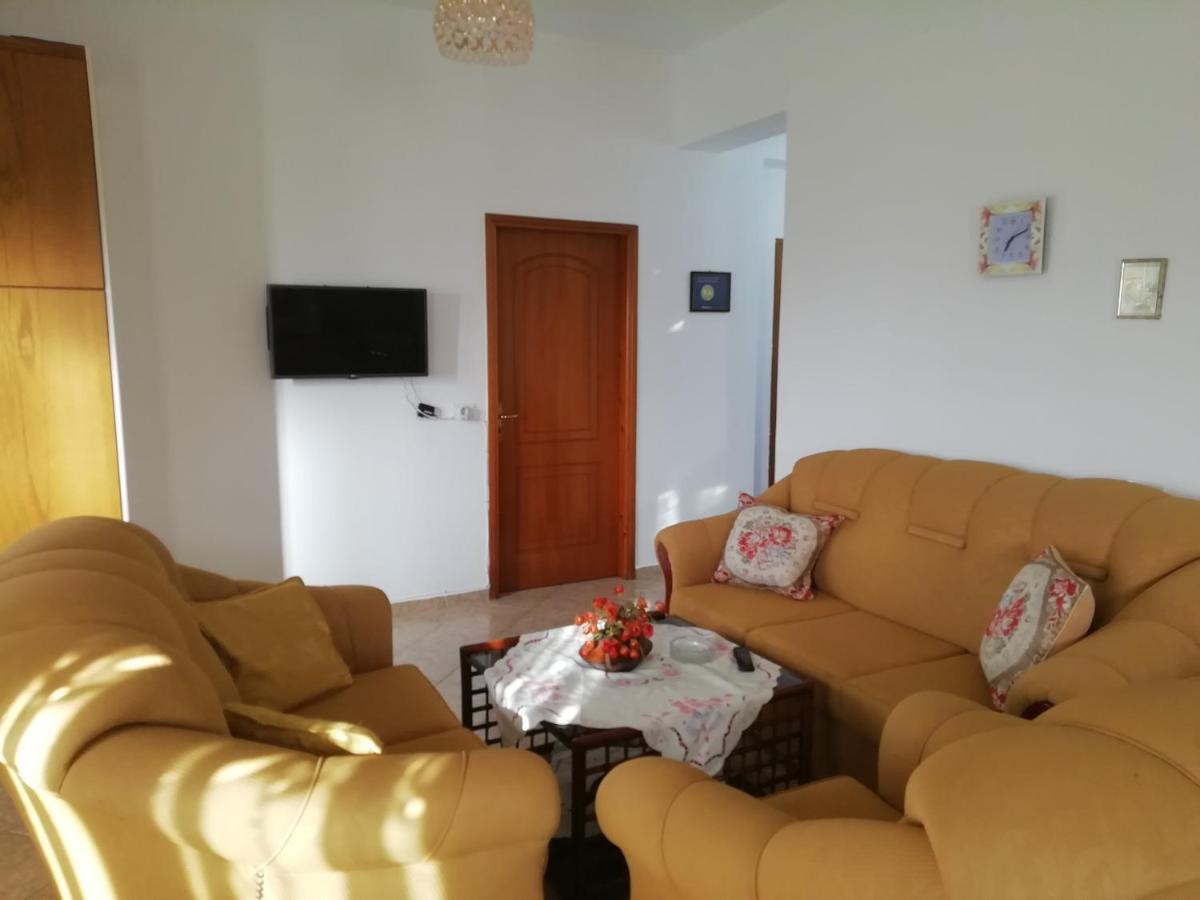 Jonny Guesthouse Ksamil Exterior foto
